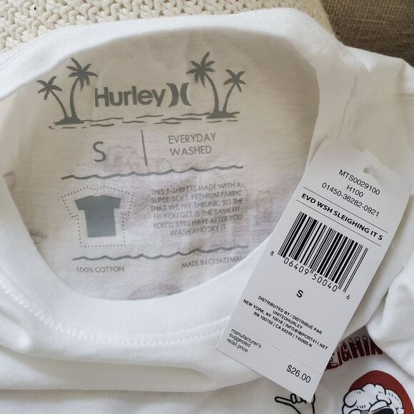 Hurley Everyday Washed Sleighing It T-shirt - Picture 13 of 15